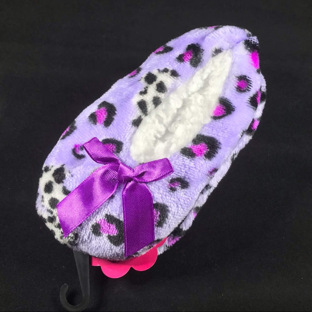 ✅🆕Kids Cozy plush little slippers. Soft and warm.